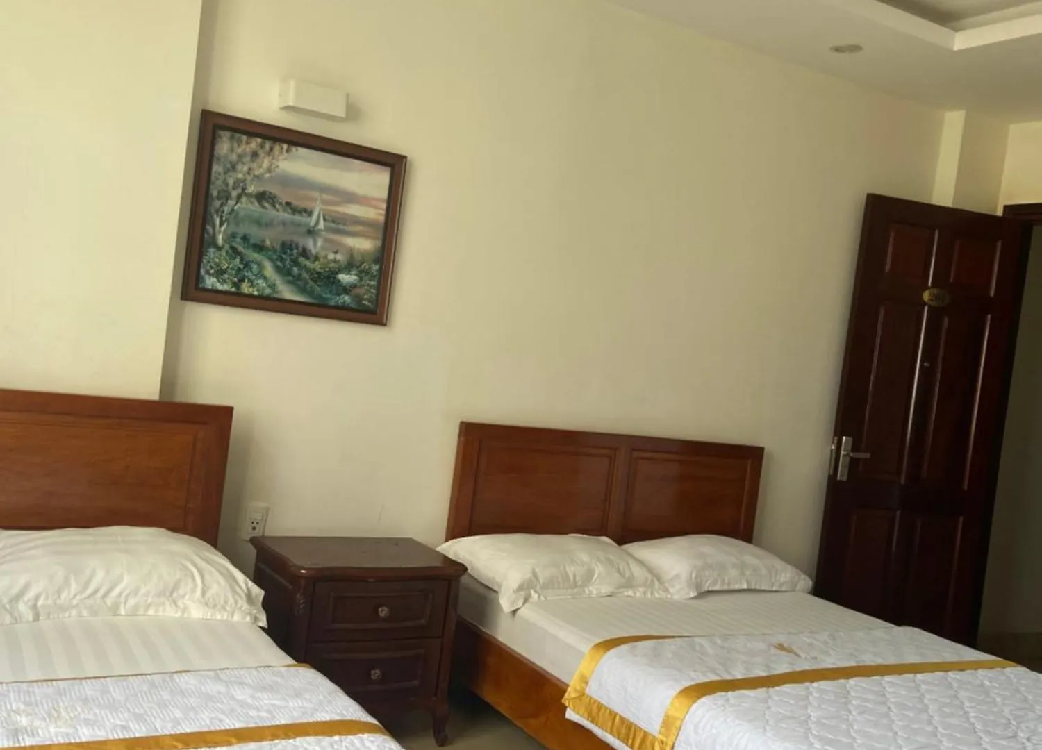 Hang Nga Luxury Hotel Vung Tau 0*,  Vietnam